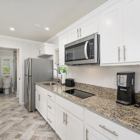 Вилла Jellystone Park Birchwood Acres Greenfield Park Экстерьер фото